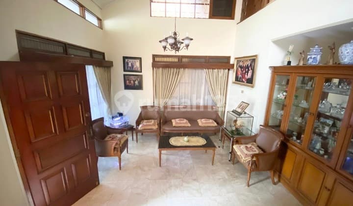 Dijual Cepat!! Murah! Lokasi Strategis; Dekat Akses Tol, Stasiun Krl, Bintaro Plaza, Rsmk, Sekolah, Dll Di Bintaro Jaya Sektor 1, Jakarta Selatan