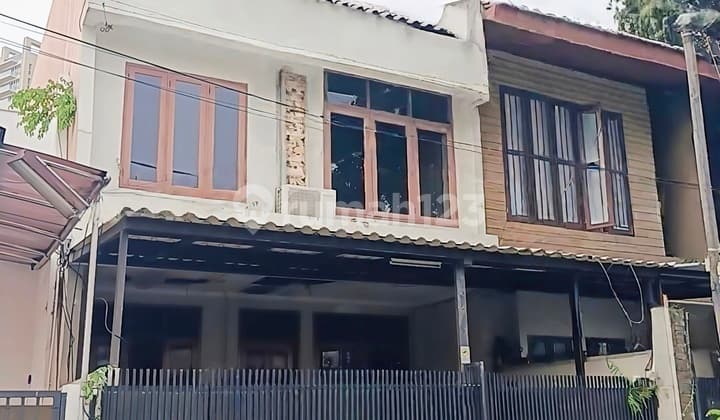 Dijual Cepat!!! Murah!! Lokasi Strategis; Dekat Akses Tol, Stasiun Mrt, Mall, Rs, Sekolah, Dll Di Jl. Pinang Emas, Jakarta Selatan