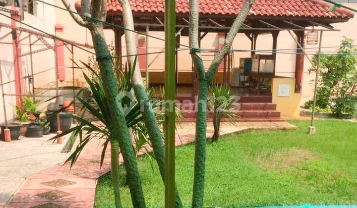 Turun Harga!! Rumah Luas, * Ada Kolam Renang, Lokasi Strategis; Dekat Akses Tol Tb. Simatupang, MRT, Rs, Mall, Pusatbisnis, Sekolah, Dll di Jl. Aup Barat, Pasar Minggu, Jakarta Selatan.