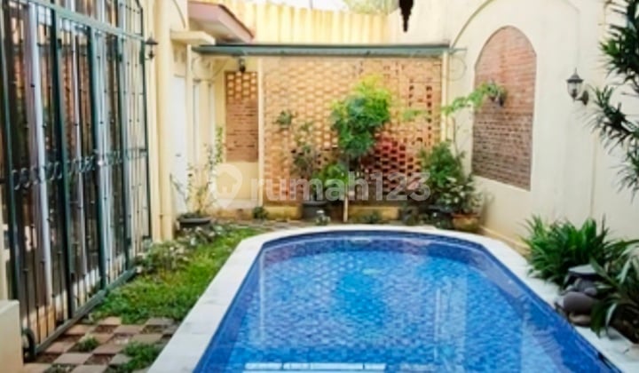 Rumah Modern * Kolam Renang, Lokasi Strategis; Dekat Akses Tol; Stasiun KRL, Mall, Rs, Sekolah, Dll di Cluster Permata Oriana, Bintaro, Tangerang Selatan