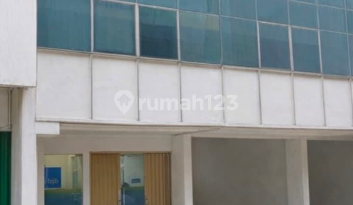 Ruko Siap Pakai, Lokasi Strategis; Dekat Akses Tol, MRT, Mall, Rs, Pusat Bisnis, Dll di Jl Kyai Maja, Kebayoran Baru, Jakarta Selatan, Dki Jakarta,