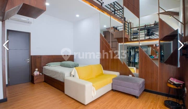 Dijual Cepat!!! Jarang Ada!! Rumah Bagus Di U House Bintaro Jaya Sektor 7, Hanya 2 Menit Menuju Pintu Tol, Stasiun Krl, Bxc Mall, Rspb, Dll.lokasi Strategis.