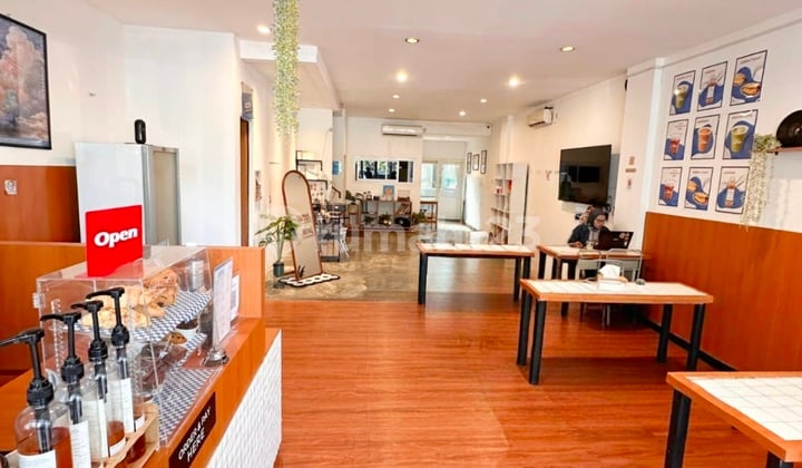 Turun Harga! Ruko Emerald Avenue, 3 Lantai, Parkir Luas, Siap Pakai. Lokasi Strategis di Jalan Utama; Dekat Akses Tol, Stasiun KRL, Bxc Mall, Rspb, Sekolah, Dll di Jl. Emerald Avenue, Bintaro Jaya 9