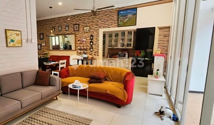 Murah, Turun Harga!! Lokasi Strategis Dekat Akses Tol; Stasiun KRL, Mall, Rs, Perbankkan, Dll D Cluster Emerald, Bintaro, Tangerang Selatan
