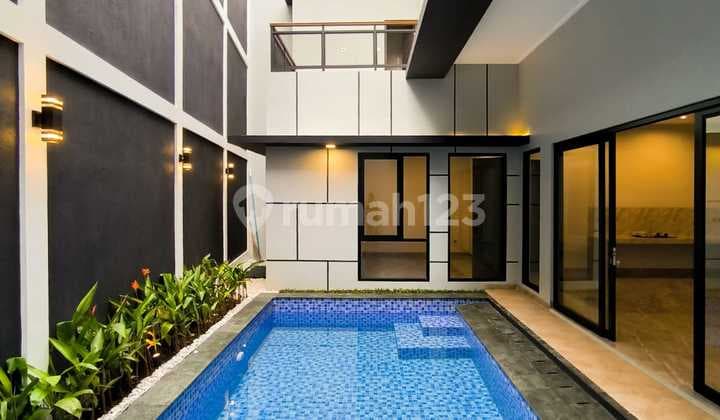 Rumah 2 Lantai, Bangunan Baru, Jalan Lebar, Lokasi Strategis; Dekat Akses Tol; Stasiun KRL, Bxc Mall, Rspb, Dll di Jl. Mertilang, Bintaro Jaya Sektor 9