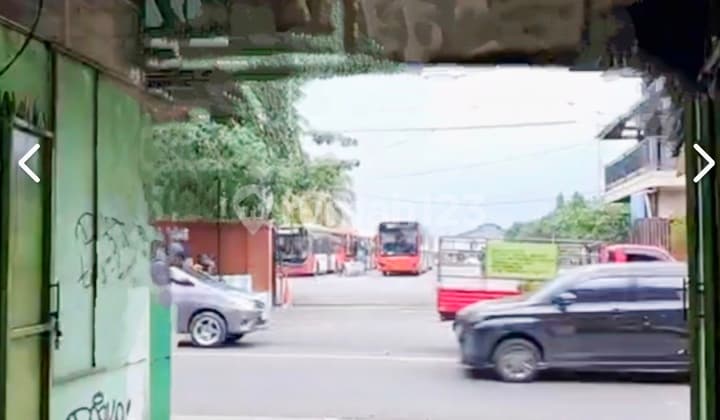 Gudang di Lokasi Strategis; Dekat Akses Toll, Mall, Rs, Dll Jl. Re. Martadinata, Cipayung, Ciputat Tangerang Selatan