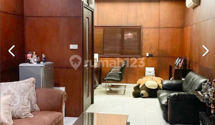 Ruko Siap Pakai Di Ruko Strategis; Hanya 1 Menit Menuju Pintu Tol, Pinggir Jalan Raya/ Utama Jl Kesehatan Raya, Jakarta Selatan