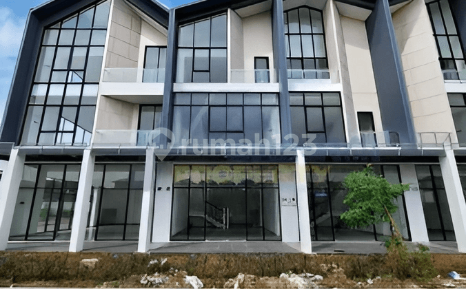 Ruko Ready hoek 3lt 8x17 136m New East JGC Jakarta Garden City