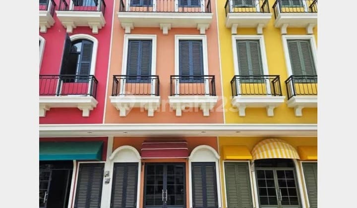 Ruko Euro Asia Pik 2 Boulevard 2 Muka 3Lt 4,5x20 Lokasi Strategis