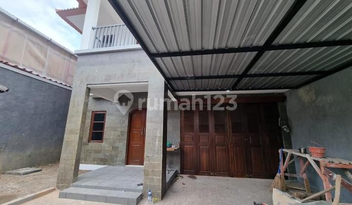Rumah Minimalis di Lingkungan Elit Renon
