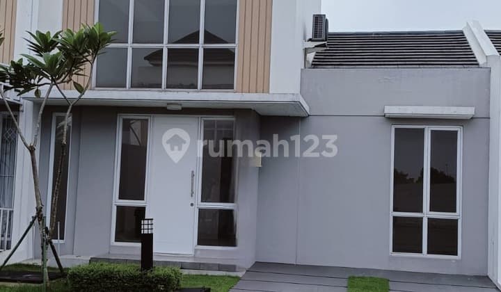 New House for Sale Paramount Petals Serpong. Direct toll road access