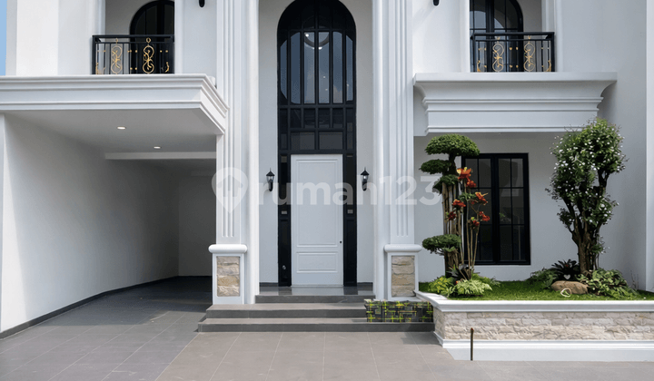 Rumah Brand New Elegan Neoclassical Lokasi Strategis di Bintaro Jaya Pr 12656