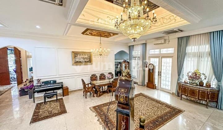 For Sale Semi-Furnished Luxury House Position Hook at Radio Dalam 11742 Pr