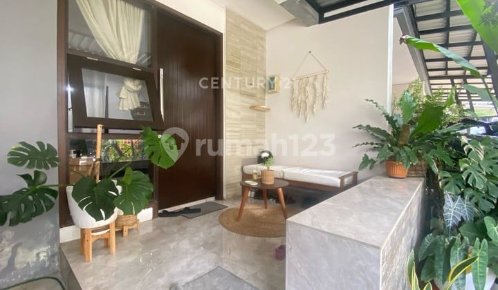 Dijual Rumah Semi Furnished Siap Huni Di Bsd Tangerang Selatan 13111 Oc