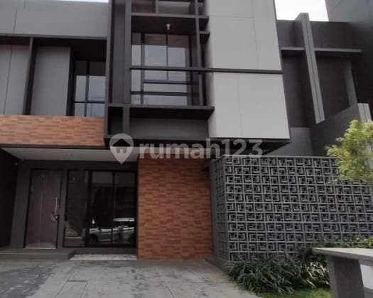 Nego Sampai Jadi !!! Jual Rumah Suvarna Sutera 9x15