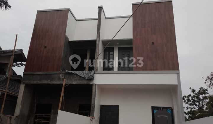 Djual Rumah Baru Cash dan KPR Bank di Area Puri Beta 2 Cileduk