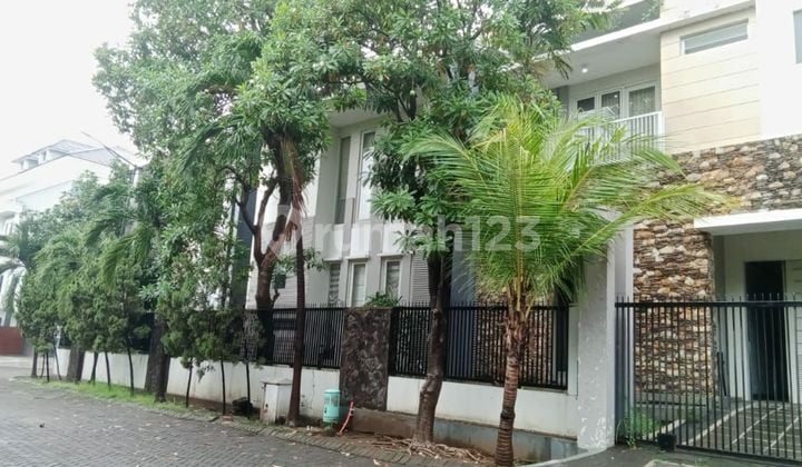 Rumah Dekat Kampus & Dalam Cluster