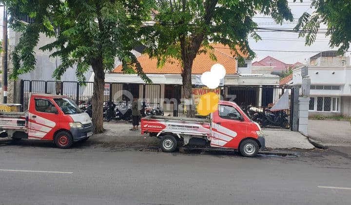 Rumah Tengah Kota Cocok Utk Kantor/ Resto/ Cafe/ Clinic