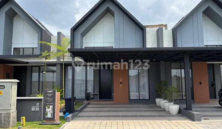 New Rumah Mewah di Kahuripan Nirwana