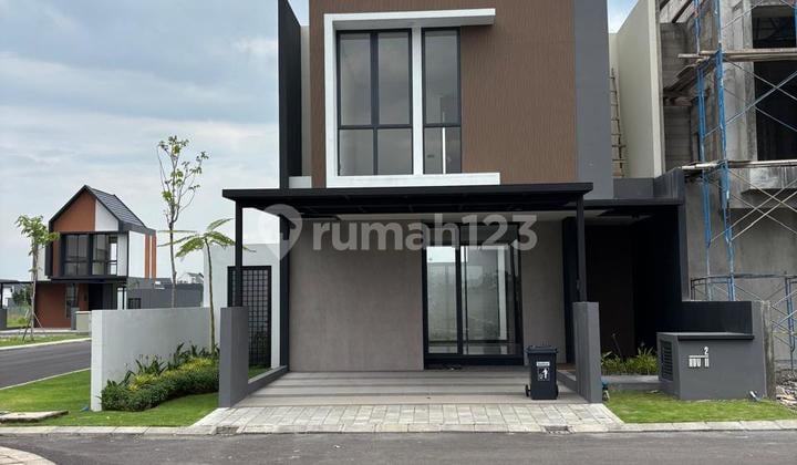 Hunian Mewah 2 Lantai Tanpa DP