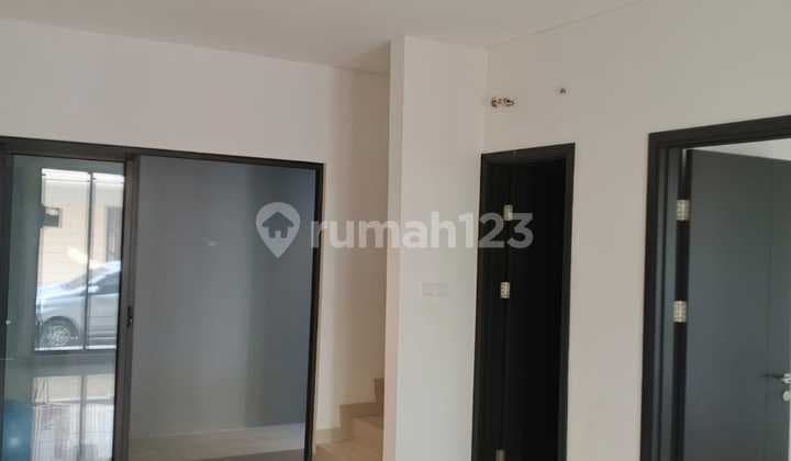 For Rent: Attractive and Neat House in Wisteria Metland Menteng, East Jakarta