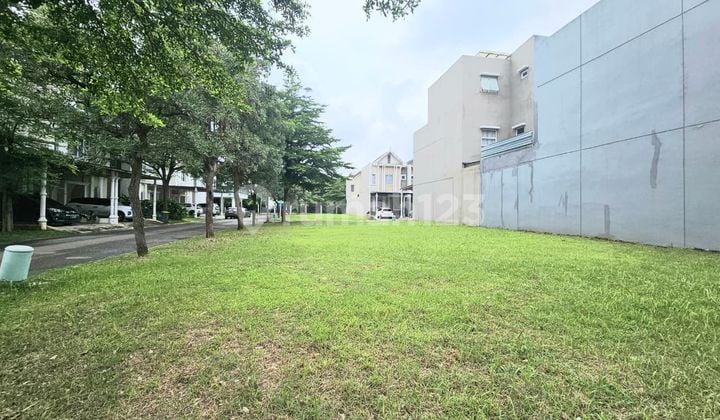 Strategic Plot of Land with Complete Facilities in JGC Cakung, East Jakarta - Ready to Build