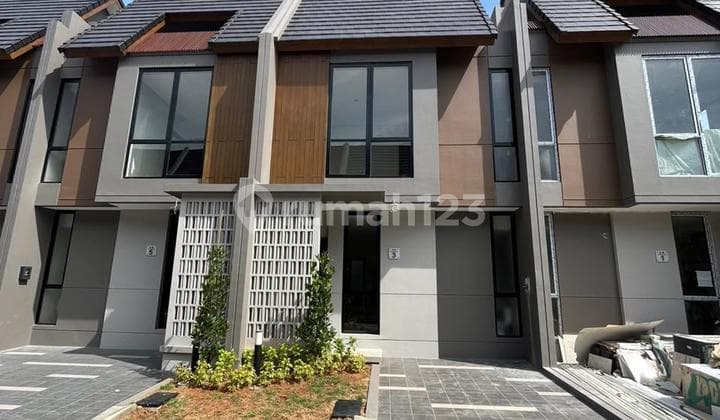 Rumah Cantik Lingkungan Nyaman di Cluster Viola Scg, Bekasi