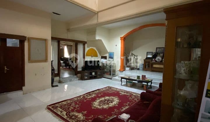 Rumah Bahan Hitung Tanah di Radio Dalam, Jakarta Selatan