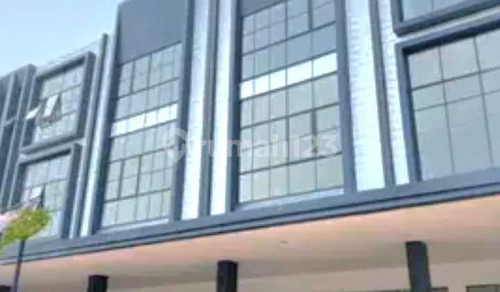 For Sale Strategic Collins Shop House Near AEON Mall and IKEA in Cakung