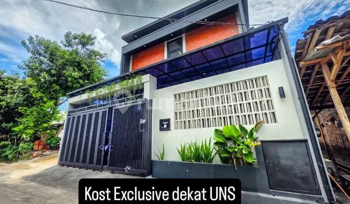 Kost Exclusive 30 Kamar Full Furnish Dekat Kampus Uns