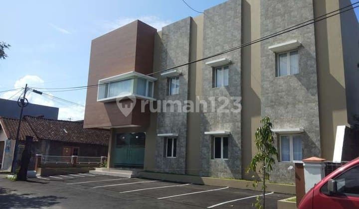 Rumah kost 2 Lantai di Sondakan Laweyan solo kota