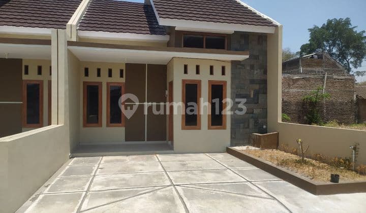 Rumah Termurah Di Mini Cluster Di Kadipiro Banjarsari Solo