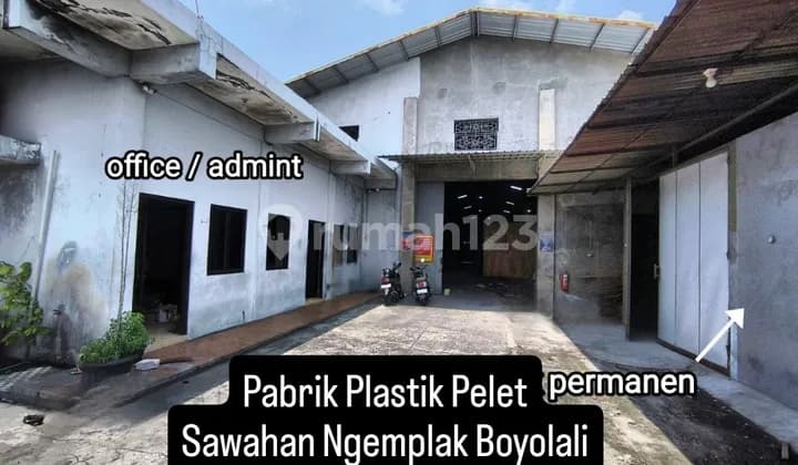 Pabrik Plastik Pelet di Sawahan Ngemplak Akses Tronton