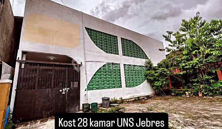 Kost 28 Rooms Near Uns Jebres Campus Fully Furnished