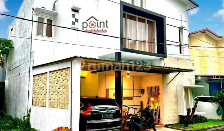 Luxury House in Baturan Fajarindah Colomadu Plus Furnished