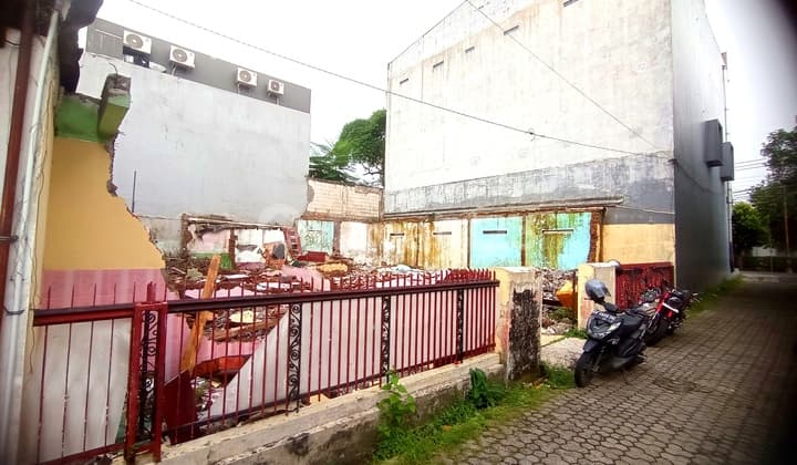 188.0 M² Plot of Land Near Moh Yamin Road, Serengan, Solo