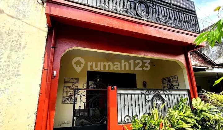 Rumah 2 Lantai di Semanggi Pasar Kliwon Solo Kota