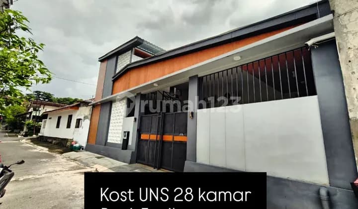 Kost Exclusive 28 Kamar Dekat Kampus Uns Jebres 402.0 M²