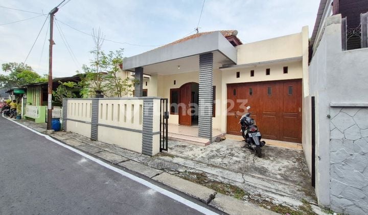 Rumah Mangkubumen Banjarsari Dekat Paragonmall Turun Harga