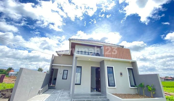 Rumah Murah Modern Minimalis di Dekat Semanggi Passr Kliwon