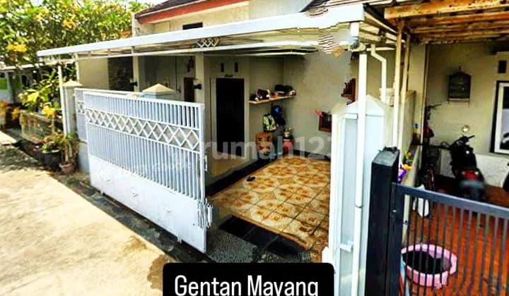 Beautiful House in Gentan Housing Estate Near Mangesti Street