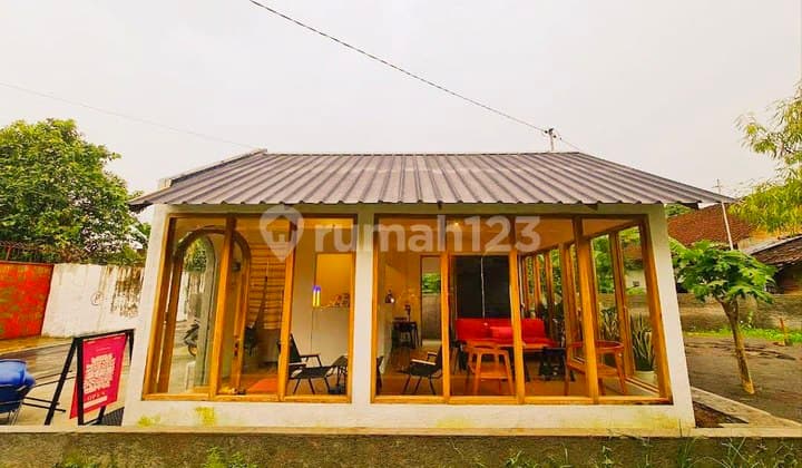 Ruang-usaha 127 M² Dekat Jalan A Yani di ngadirejo, Kartasura