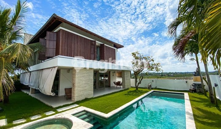 BEAUTIFUL DESIGNED CONTEMPORARY TRANQUIL VILLA