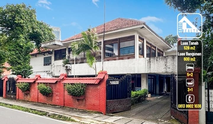 Rumah Asri di Area Komersial Cikini, Menteng, Jakarta Pusat