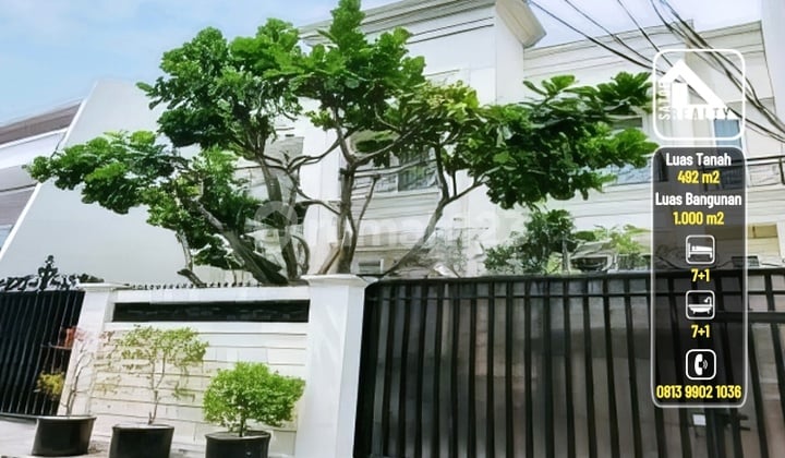 Rumah Mewah Modern di Jl. Kebon Kacang, Tanah Abang