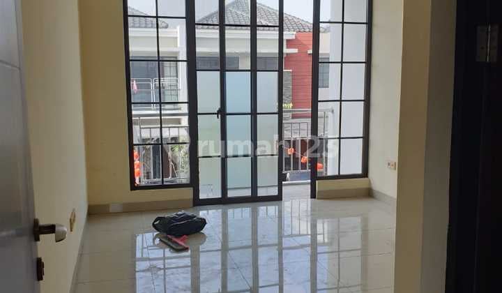 Sewa Rumah Green Lake City East Asia 8x18 Kosongan Nego