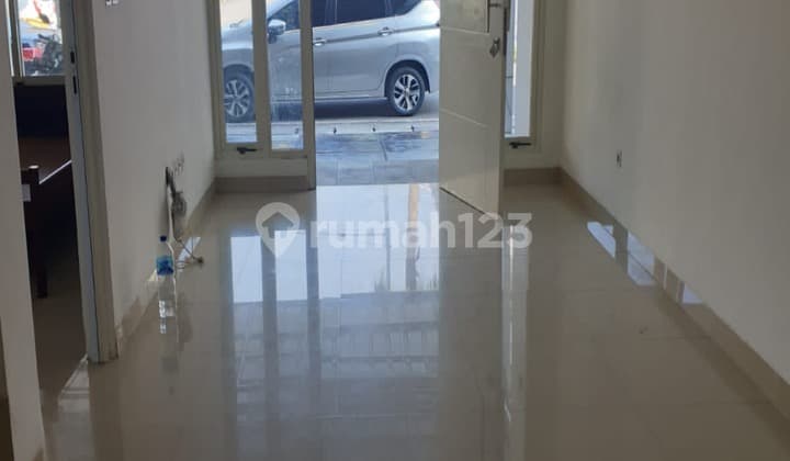 Cheap House Greenlake City 6x15 Good