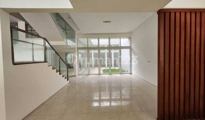 For Sale, Well-Maintained Citra 6 Luxury House, Negotiable Until Deal