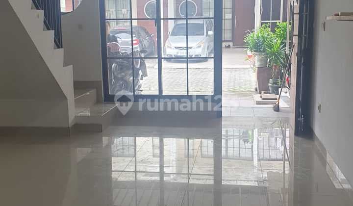 Murah Sewa Rumah Green Lake City Cluster East Asia Terawat bisa Nego