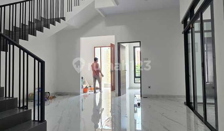 Rumah Idaman Baru Taman Villa Meruya 7X18 Nego Sampai Deal